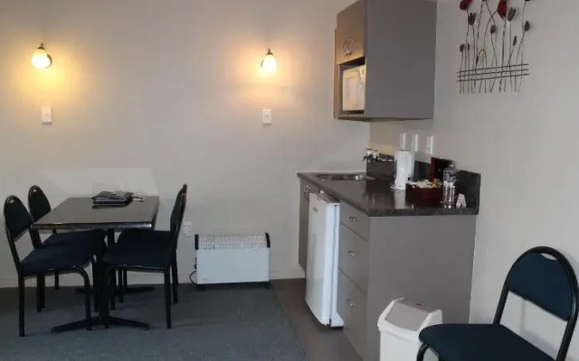 Asure Evergreen Motel