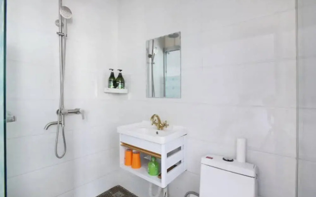 Shanghai Yanshe Anfu Road Branch