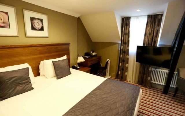 voco Lythe Hill Hotel & Spa by IHG