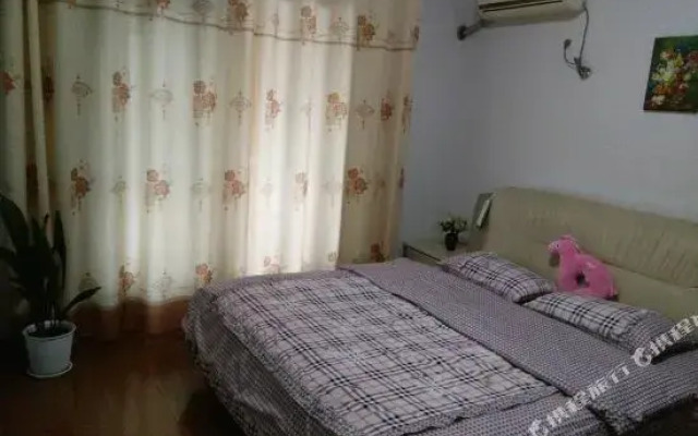 Yiyangyang Youth Hotel Changsha yuelushan