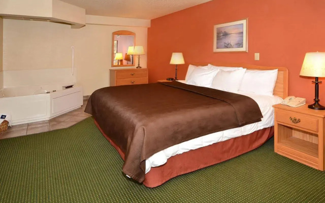 Black Beach Inn by GrandStay