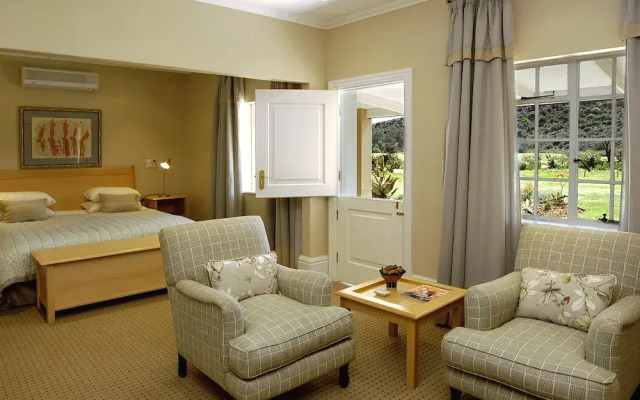 Bushman Sands Golf Lodge