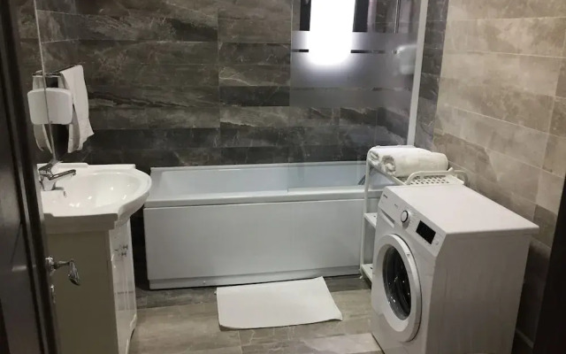Diamond Aparthotel