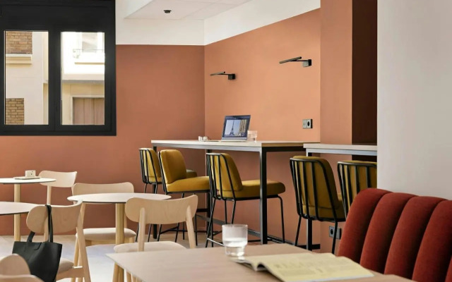 Yvette Hotel Porte de Versailles, Sonder by Marriott Bonvoy