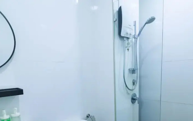 Reizz Residence