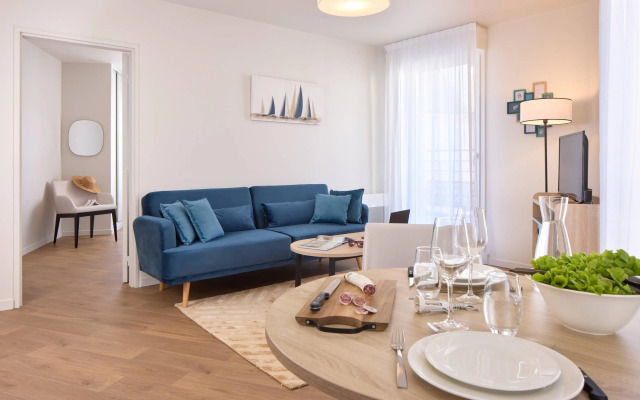 Quality Suites Cherbourg