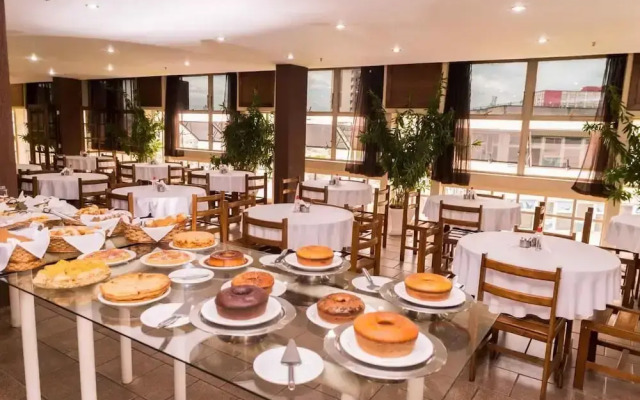 Stratus Vila Hotel