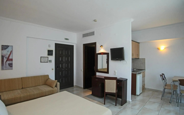Naias Beach Hotel
