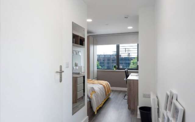 Ensuite Rooms and Studios in Portsmouth