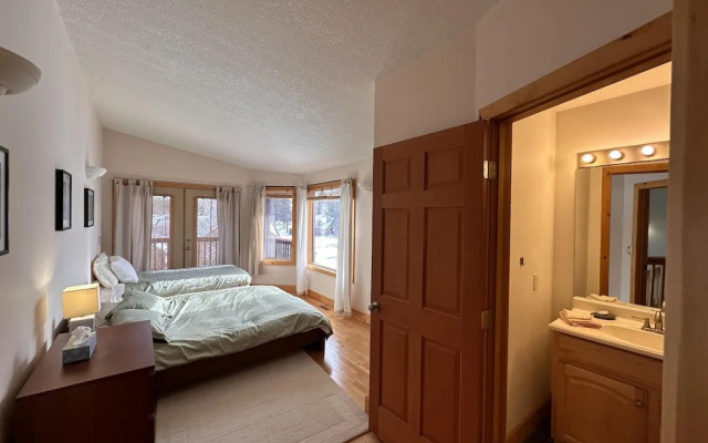 The Stemwinder Lodge by Simply Kimberley