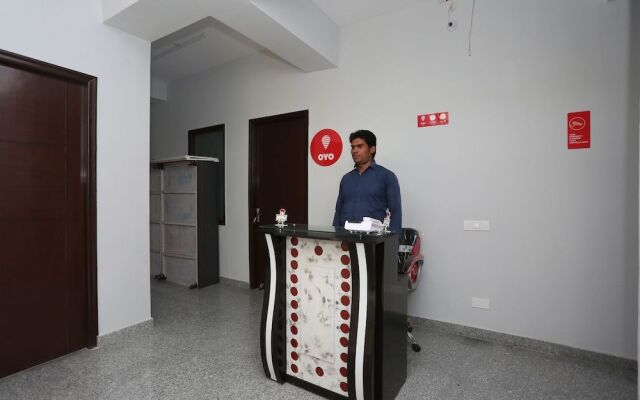 OYO 9935 Hotel Mango House