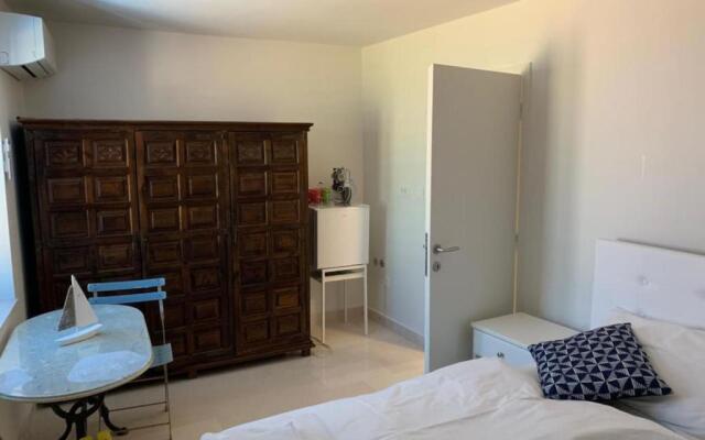 Hvar Old Dalmatian House Junior Suite - Deck 2