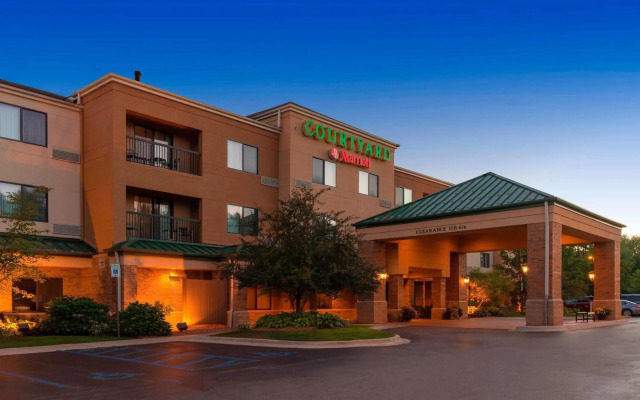 Courtyard by Marriott Traverse City