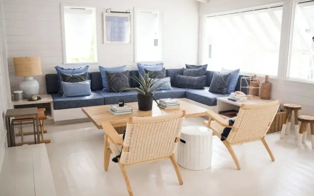 Beachfront Bliss: Luxury Dunmore Town Home With Pool