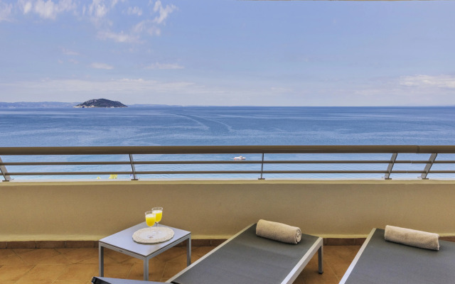 Porto Carras Meliton Hotel