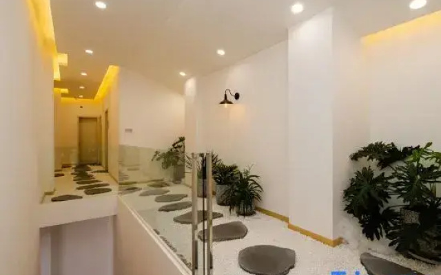 Leshan dream building Xiaoju boutique B & B