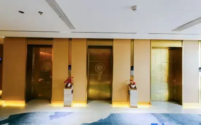 Ramada By Wyndham Vientiane Central
