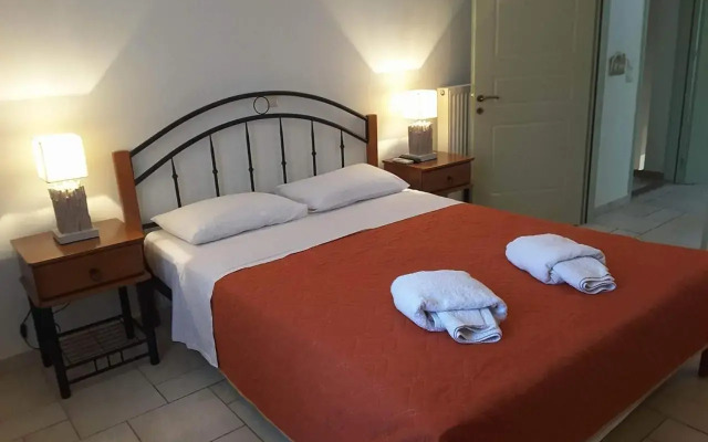 Frourio Apartments