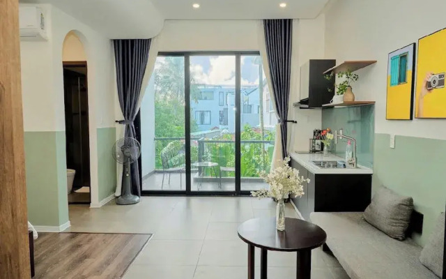 Charm Champion Villa Hoian