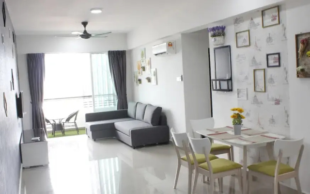 H2H Euro House