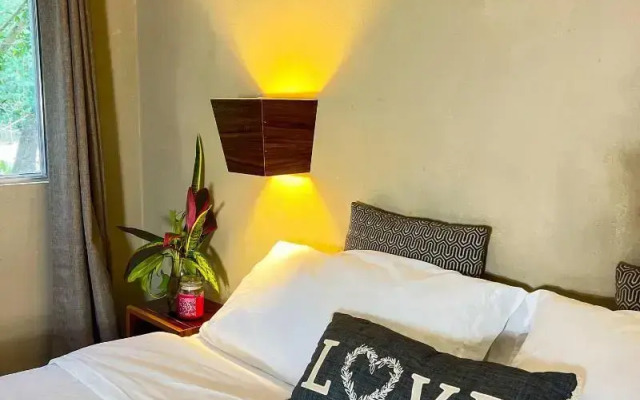 Hokhmah Heart Hotel