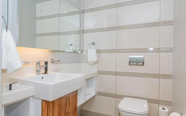 Pearls Studio - Sea Facing