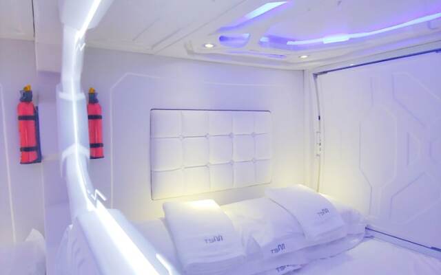 Met A Space Pod At Asoke