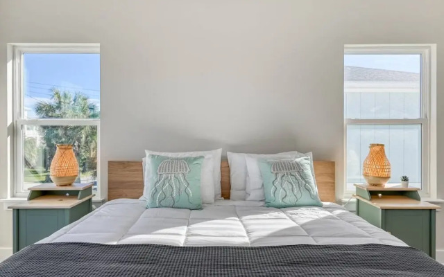 Array of Sunshine Beach House