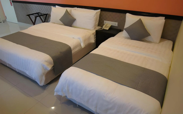Twin Hotel