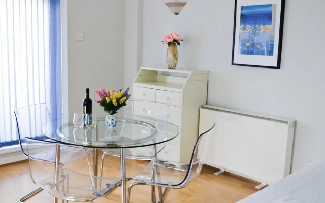 Docklands Apartments