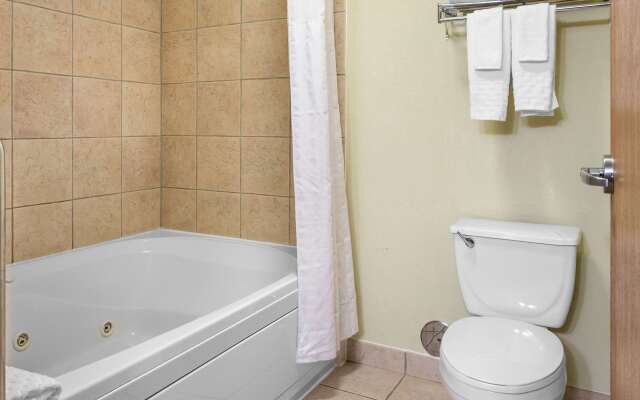 White Pines Inn & Suites