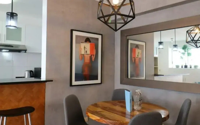 w Trendy 2BR in the Heart of Miraflores