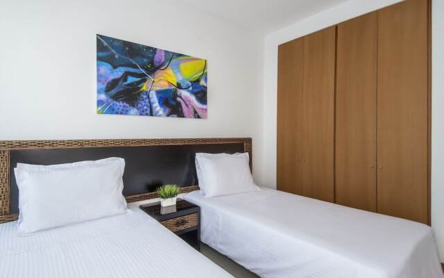 Travelers Suites Orange Cartagena