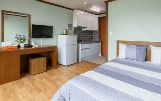 Goseong Orient Pension