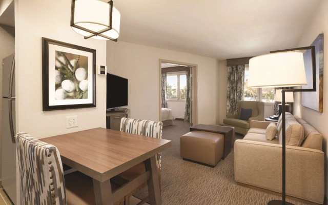 Homewood Suites by Hilton Tucson/St. Philip's Plaza Univ