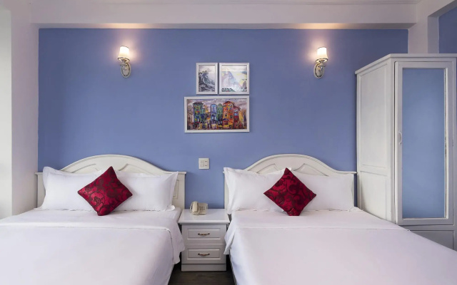 Montana Hotel