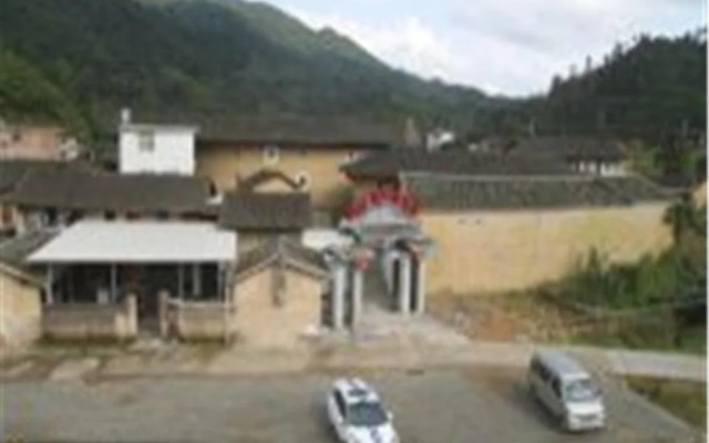 Zhangzhou Nanjing Yunshuiyao Fengyun Pavilion Tulou Inn