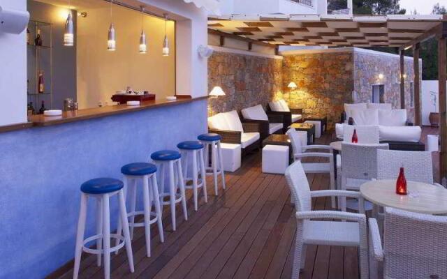 Atrium Of Alonissos