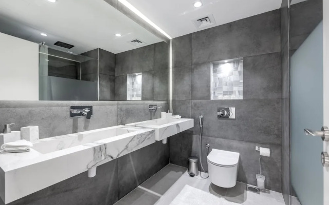 Beachside Bliss - Luxurious 2BR in JBR