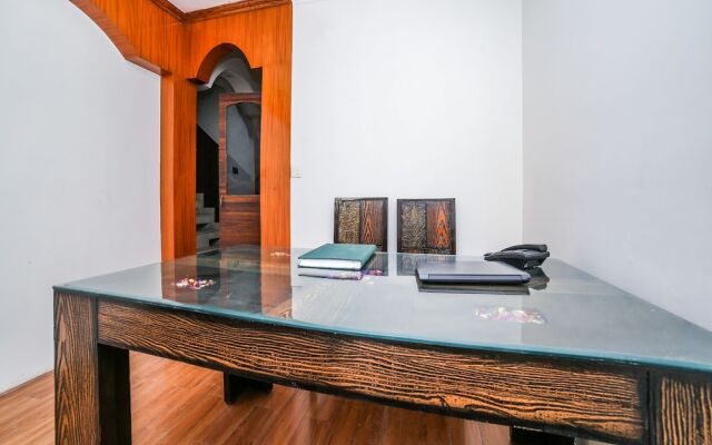 Hotel Royal Town By OYO Rooms