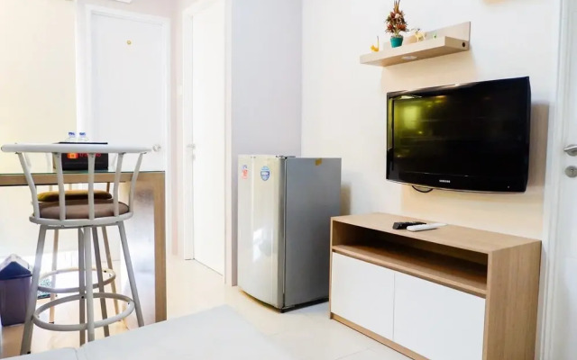 Modern and Comfy Design 2BR Bassura City Apartment
