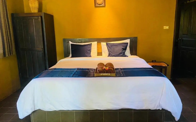 Melina's Beach Front Bungalow