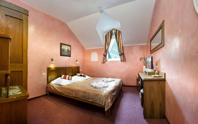Hotel Karlštejn