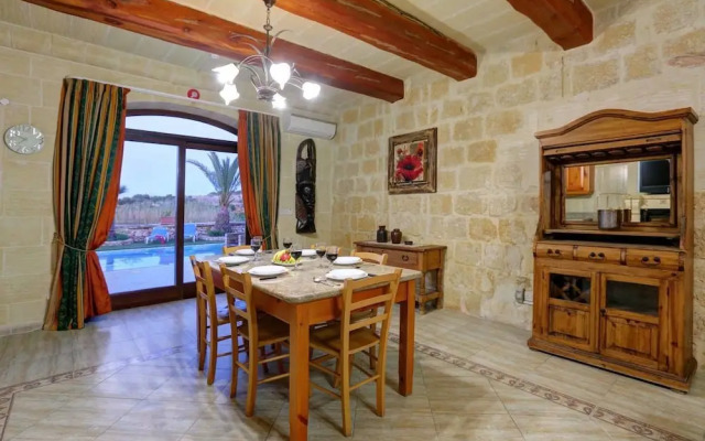 Villa Savona 3 Bedroom Villa With Private Pool