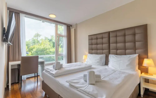Pakat Residences