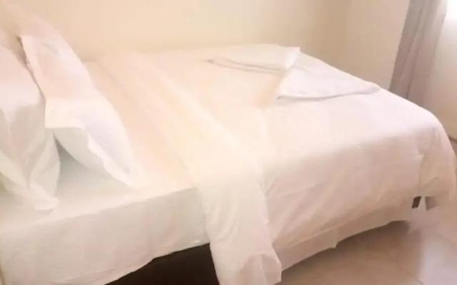 Zebu Lodge And Luxury Hotel