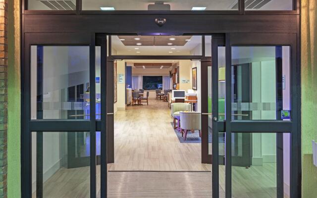 Holiday Inn Express Suites Jasper by IHG
