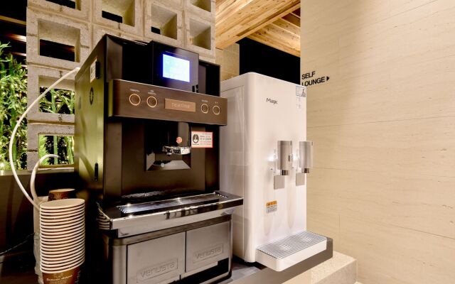 BLANC Business Hotel