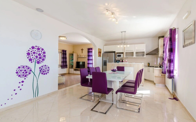 Villa Dragic