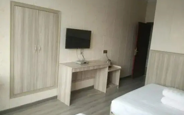 Danzhou Jiu Long Hotel